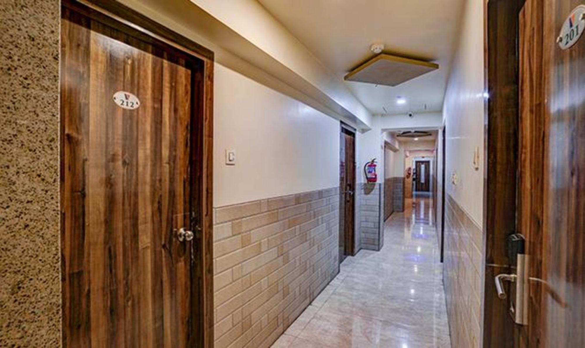 Fabexpress Veera Residency Hotell Mumbai Eksteriør bilde